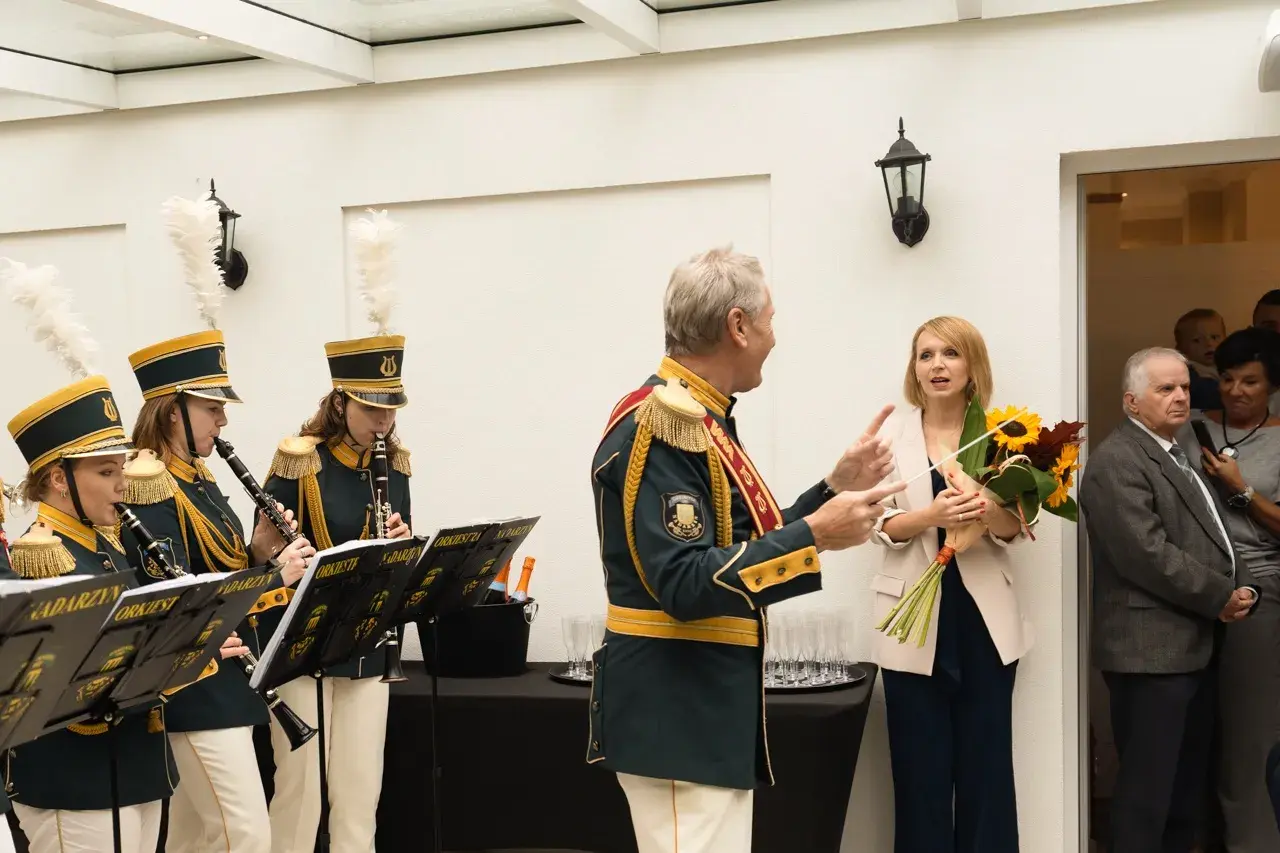 Orkiestra_Wernisaż_RenataWojciechowska_small-5